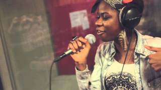 Studio Brussel: Coely - All I Do & Bump To This feat. DVTCH NORRI$ (live)