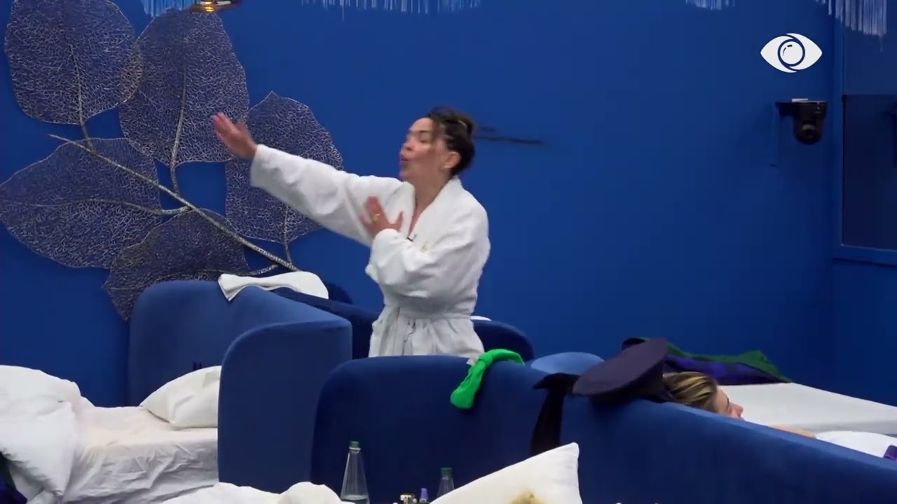 “Të doli surrati…”/ Rozana-Valbonës gjatë debatit: Nuk i tha G Banit, o ti djalë…