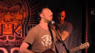Guster - &quot;Lightning Rod&quot; (Live In Sun King Studio 92)