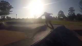 preview picture of video 'Logan Village skatepark arvo bangers (Raw Clips)'
