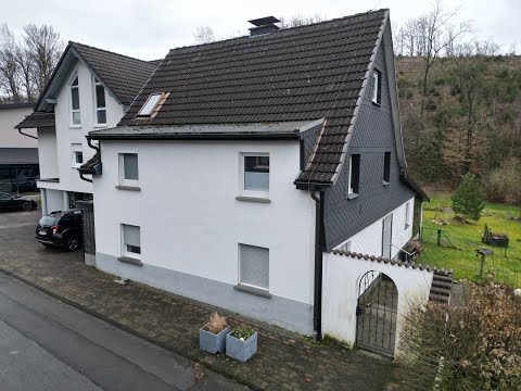 Saniertes Einfamilienhaus mit viel Platz und individuellem Gestaltungsspielraum