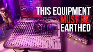 Video thumbnail for Unboxing: Soundcraft Signature 22 MTK Mixer by Jason T Lewis