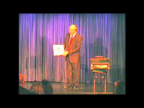 Sketchpad  Card Rise (Signature Edition) - By Martin Lewis | Stage magic illusion