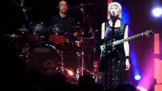 St Vincent - Rattlesnake at Chicago Theatre 12/2/14
