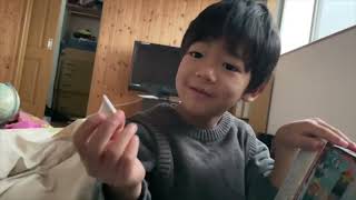 クリスマスにガッチャ−ドライバーもらった浩志くん 動画の内容前後したけど、本人喜んでくれました^^