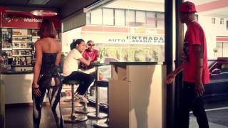 Secreto El Famoso Biberon Ft Jenny La Sexy Voz - Hablan de nosotros "Bandoleros"