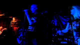 4 If You Don't Start Drinkin' I'm Gonna Leave)