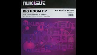 Nick Sentience & Thermobee - Freakshow (Techno 2000)