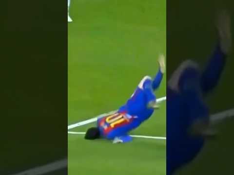 How Lionel Messi Almost DIED On The Field