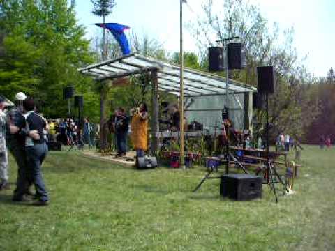 Okrogli muzikanti-Debela dekl'ca (Runden oberkrainer)