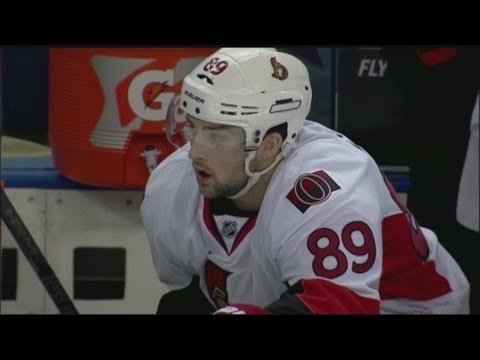 Sabres claim Conacher off waivers