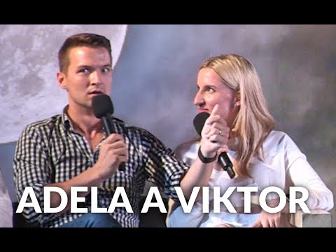 Viktor sa zbláznil, v domácich potrebách plače (Adela)