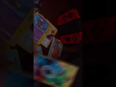 Spacchettamento di Pokémon Ultra Prisma.EPICO!!!troviamo la FUORISERIE