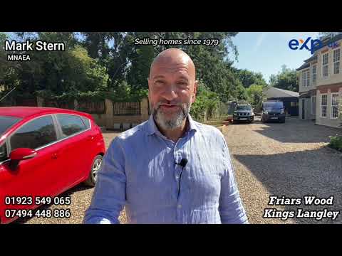 NEW HOMES  Friars Wood, Kings Langley WD4. A Countryside Development of 2 Bedroom Luxury Apartments