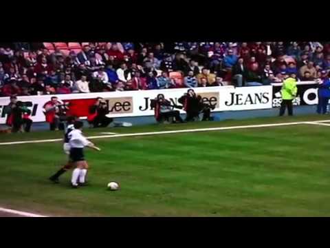 Duncan Ferguson headbutt