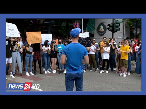 Maturantet serish ne proteste: Te plotesohen kerkesat! @News24Albania