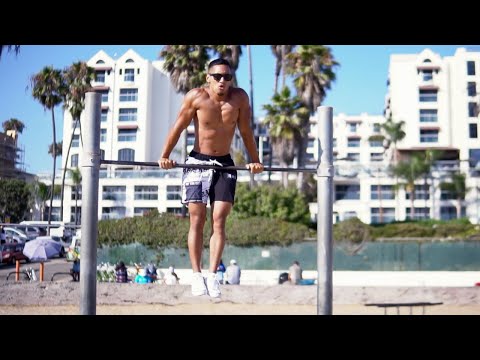25 MUSCLE UPS IN A ROW | MUSCLE BEACH RECORD