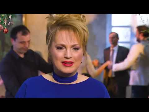 Djevojka je zelen bor sadila / Sjela Hajra - Milica Vojinović