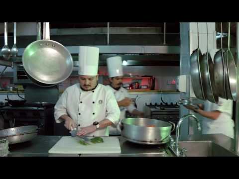 Los bohemios con los ajenos -En la misma almohada (Audio video)