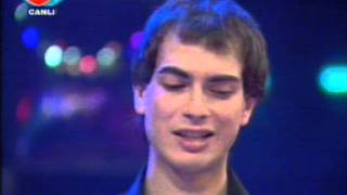 11 Eylül 2004 TRT1 Yorumsuz (konuk: Mor ve Ötesi)