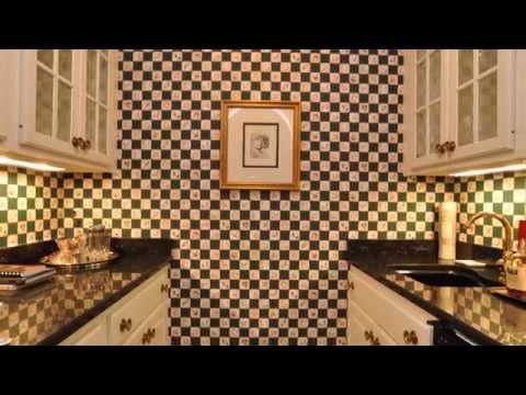 19 Meadowbrook Road - Weston Real Estate