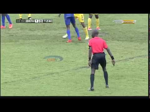 Steve Mounie scores goal