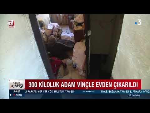 Fransa’da 300 Kiloluk Adam Vinç Yardımı İle Evden Çıkarıldı