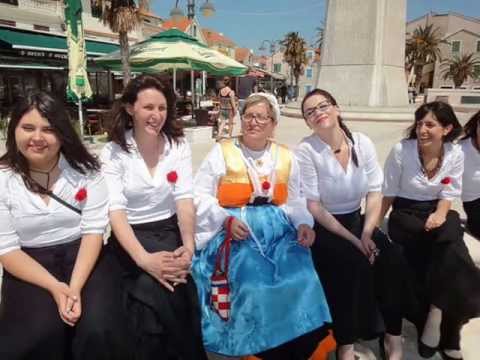 Klapa Parone   Pivat cu ti Dalmacijo