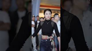 Download lagu Qingcuo, Tibetan woman is so beautiful and charming😍 mp3