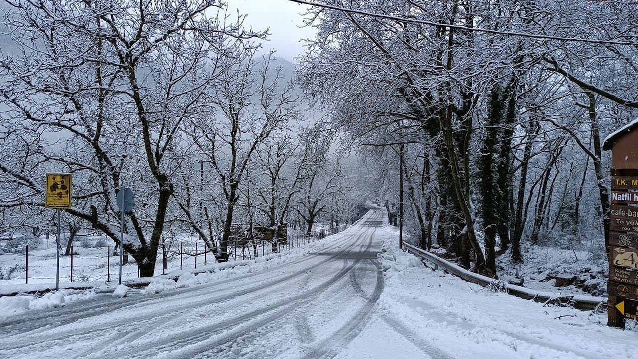 27.01.2023 | Πανέμορφη χιονισμένη Ευρυτανία. H διαδρομή Καρπενήσι - Μικρό, Μεγάλο Χωριό, Γαύρος
