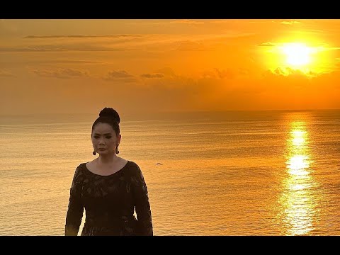 Vina Panduwinata feat Rio Ricardo  - Selalu Cinta (Official Music Video)