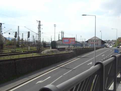 Průjezd vlaku Os 6818 mezi stanicemi Ústí nad Labem hl.n. a Ústí nad Labem - Západ