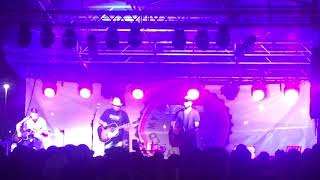 Wade Bowen &quot;All That&#39;s Left&quot; Live Acoustic