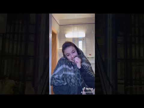 Eri gezana ኣጆኻ ስብሃቱ ከየታልላኻ (ንፍሽኽታ)  Touch a stranger on the escalator