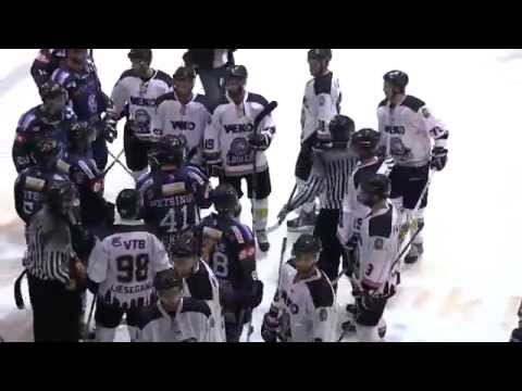 Nach Penaltyschießen: Huskies siegen im Derby gegen die Löwen Frankfurt mit 3:2