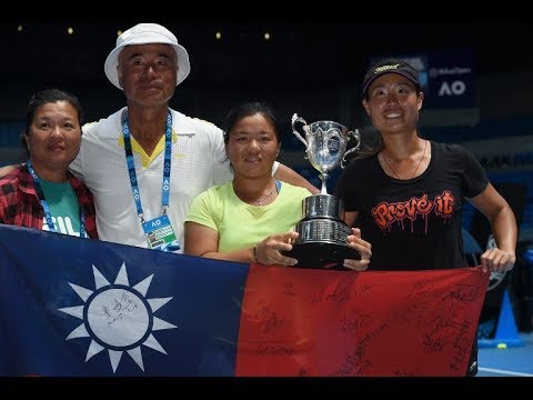 Liang En shuo: star taiwanaise montante du tennis