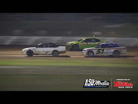 Modified Sedans: Show Meeting - A-Main - Kingaroy Speedway - 02.05.2021