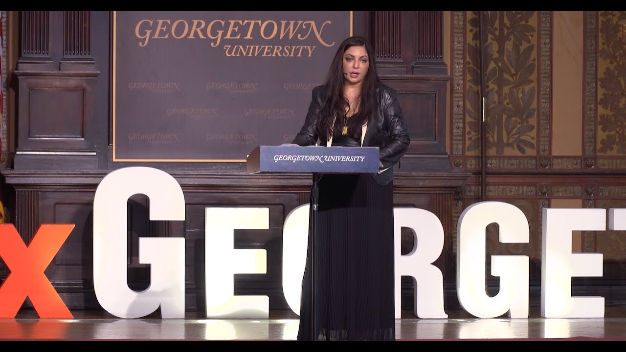 Sofia Din on stage