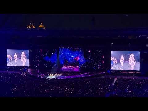 BLACKPINK WORLD TOUR - FOREVER YOUNG - DAY 1 DEADLINE JAKARTA CAT 3 GBK