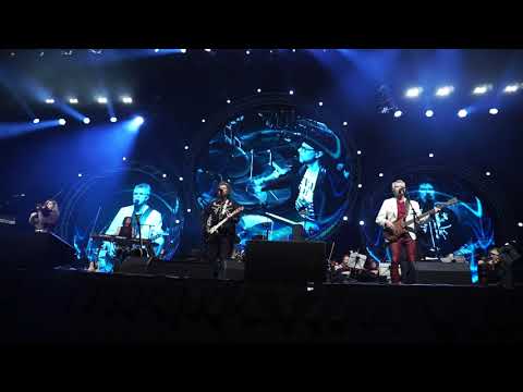 01 ELO by Phil Bates - Twilight