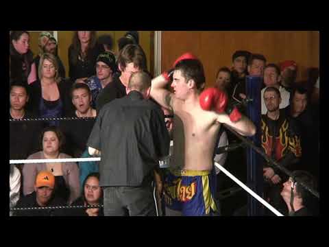 Deadly Debut 2 - Fight 8 - Darren Popata vs Gary Portor