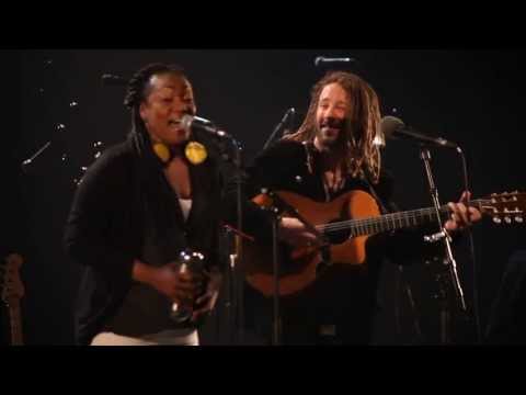 Duo Vanupié/Kim Pommell "Redemption song" (Bob Marley) - 04/06/2013 - Le Bataclan, Paris