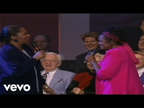 Bill & Gloria Gaither - Leave It There [Live] ft. Lillie Knauls, Babbie Mason