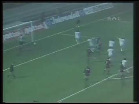 Herbert Prohaska (Áustria Viena) - 07/11/1984 - Áustria Viena 2x1 Dinamo Berlim-AL.OR - 1 gol