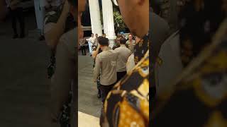 Download lagu KETIKA PANGKOSTRAD DISAMBUT JENDERAL POLISI|#paspampres #polri #jokowi #bismania #vlog #tni mp3