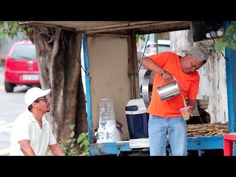 Trickster subject purposely errs the customer's request and leaves the guys furious