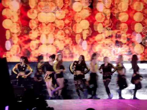 [ฺBATS SONE] 130330 SNSD - Genie @Super Joint Concert in Thailand