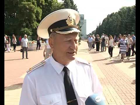 В Курске вспоминали погибших моряков атомной подлодки