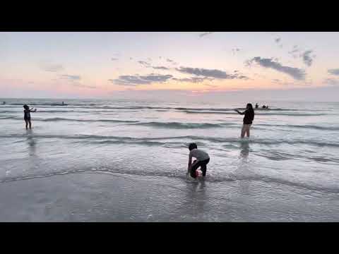 Riashri Gunda - playing with her mom at beach