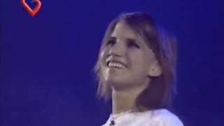 Erreway show, Canción &quot;Me da igual&quot; en vivo